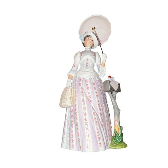 Avon Mrs. Albee Award 1988 Collectible Vintage Hand Painted NO BOX Exc Condition - Picture 1 of 8